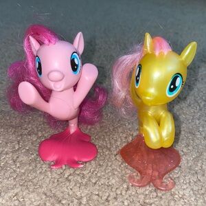 My Little Pony seapony figures Pinkie Pie and Fluttershy